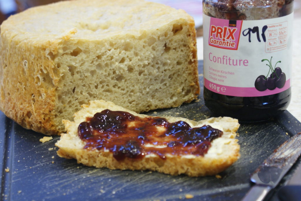 bread made in a slow cooker