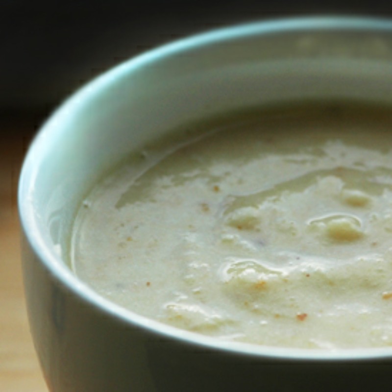 bowl of creamy parsnip soup